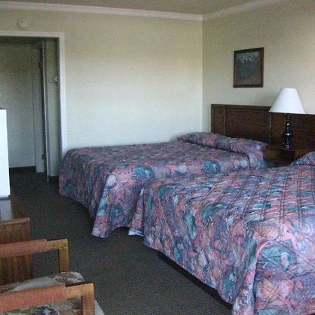 بارستاو، سان بيرناردينو، كاليفورنيا Desert Inn Motel الغرفة الصورة